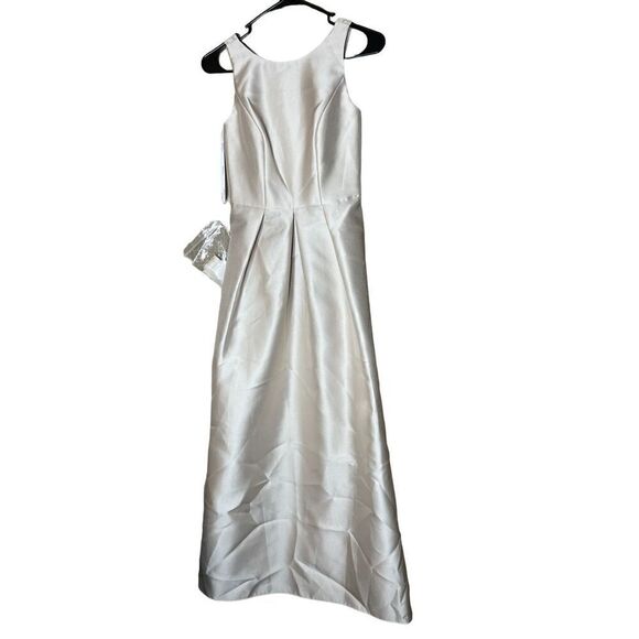 Dessy Girl Satin Twill Sleeveless Full Length Palomino Dress NWT Size 8 Junior